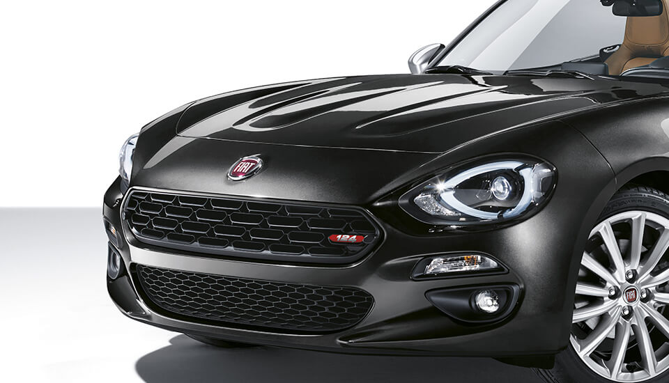 Fiat 124 Spider Europa fari full LED